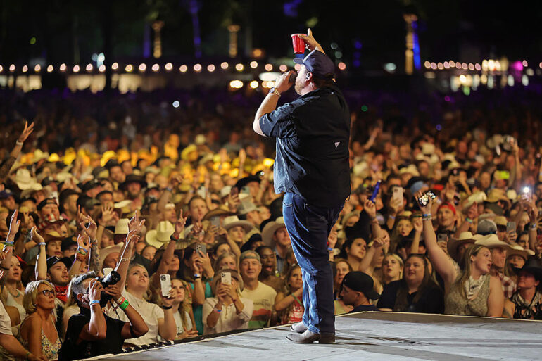 Luke Combs