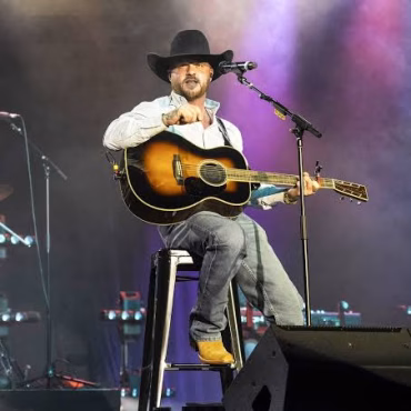 Cody Johnson country singer artist profile on Wild Country Radio